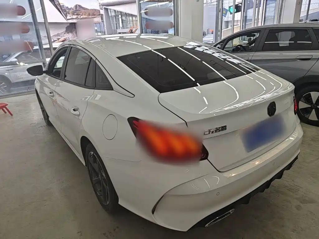 MG MG5 2024 2023 180DVVT CVT Luxury Edition