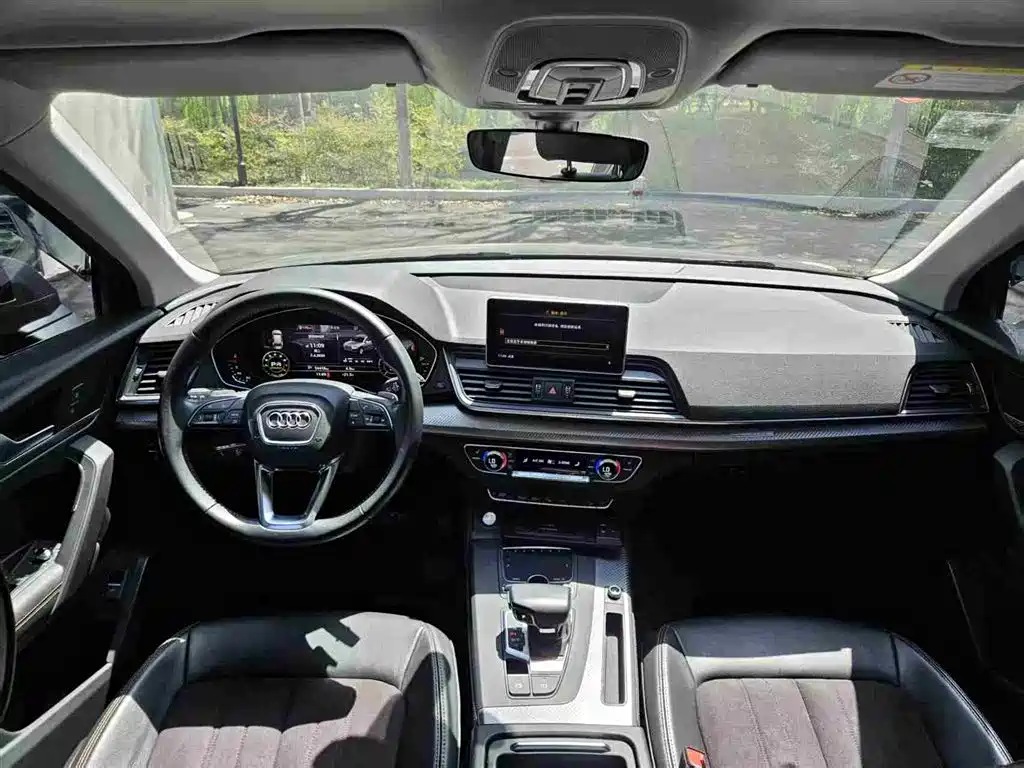 Audi Q5L 2020 45 TFSI Exclusive Fashion фото 5