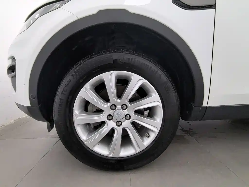 Фото 17 - Land Rover Discovery Sport