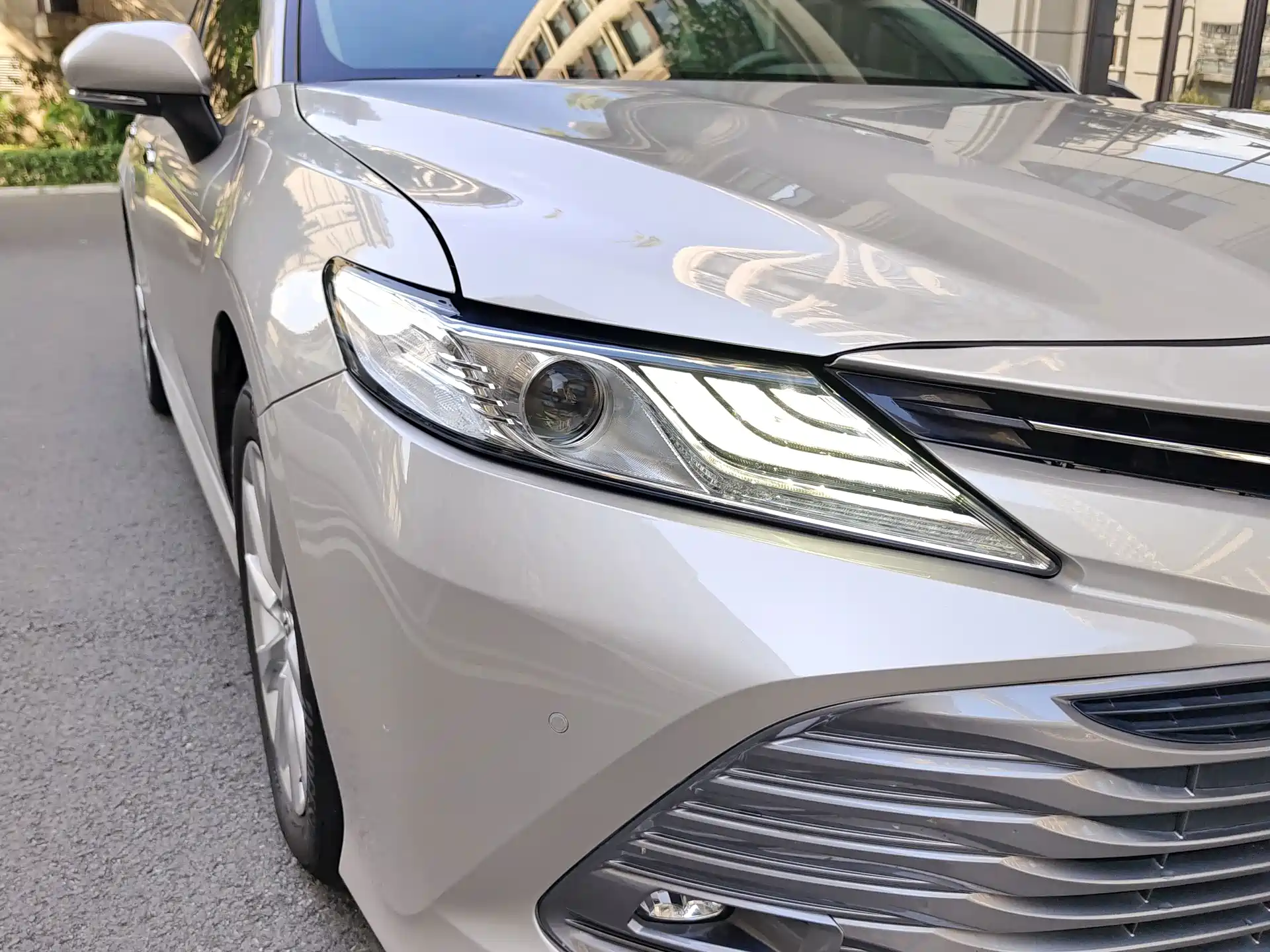 Фото 13 - Toyota Camry