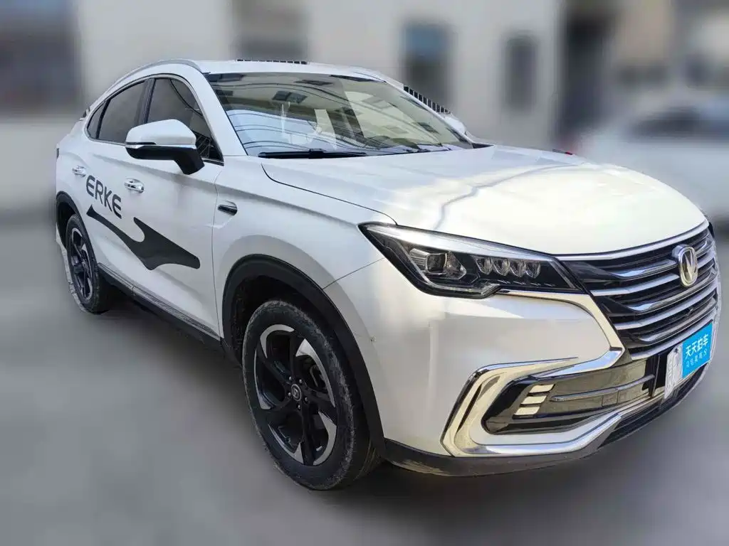 Фото 3 - Changan CS85