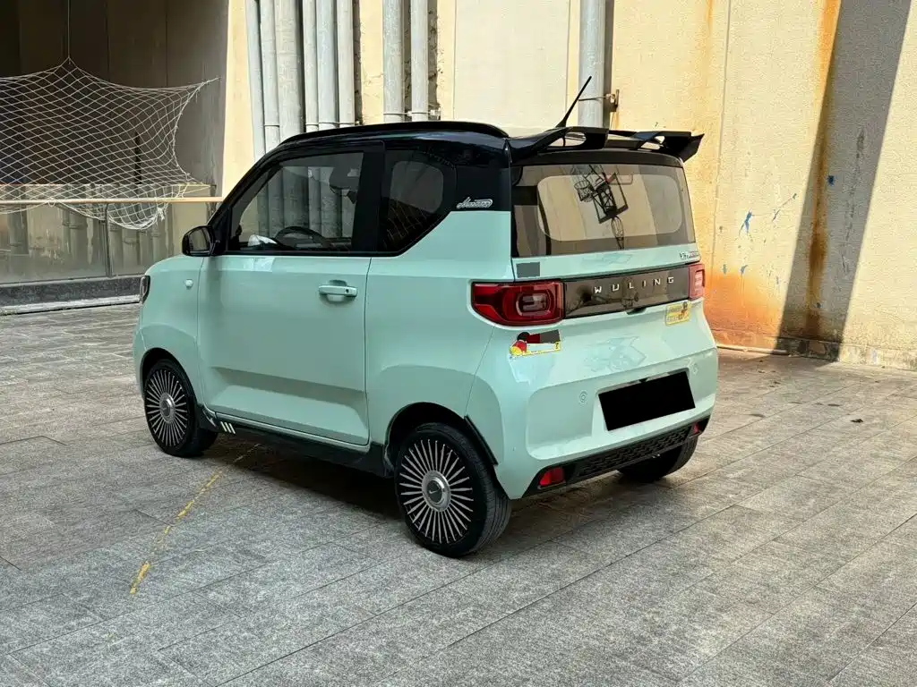 Фото 6 - Wuling Motors Hongguang MINIEV