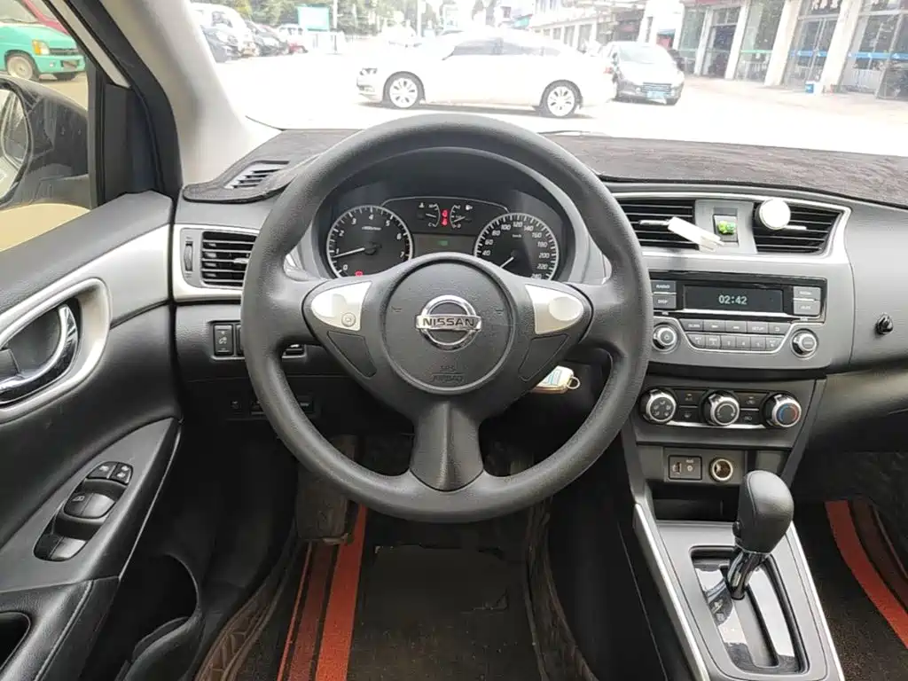 Nissan SYLPHY, миниатюра 11