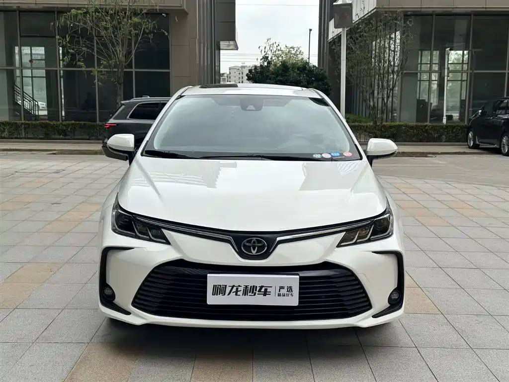 Toyota Corolla 2021 1.2T S-CVT Elite PLUS Edition фото 4