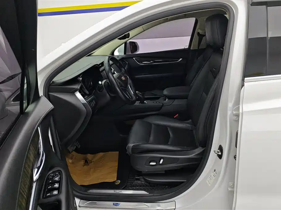 Cadillac XT5 2018 25T Luxury фото 9