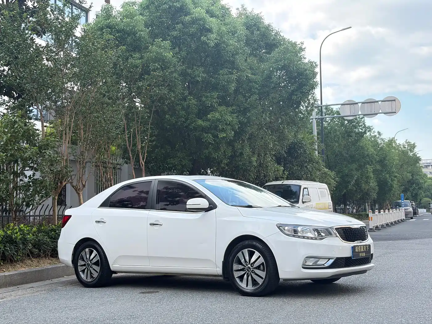 Kia Forte 2015 2014 1.6L MT GLS