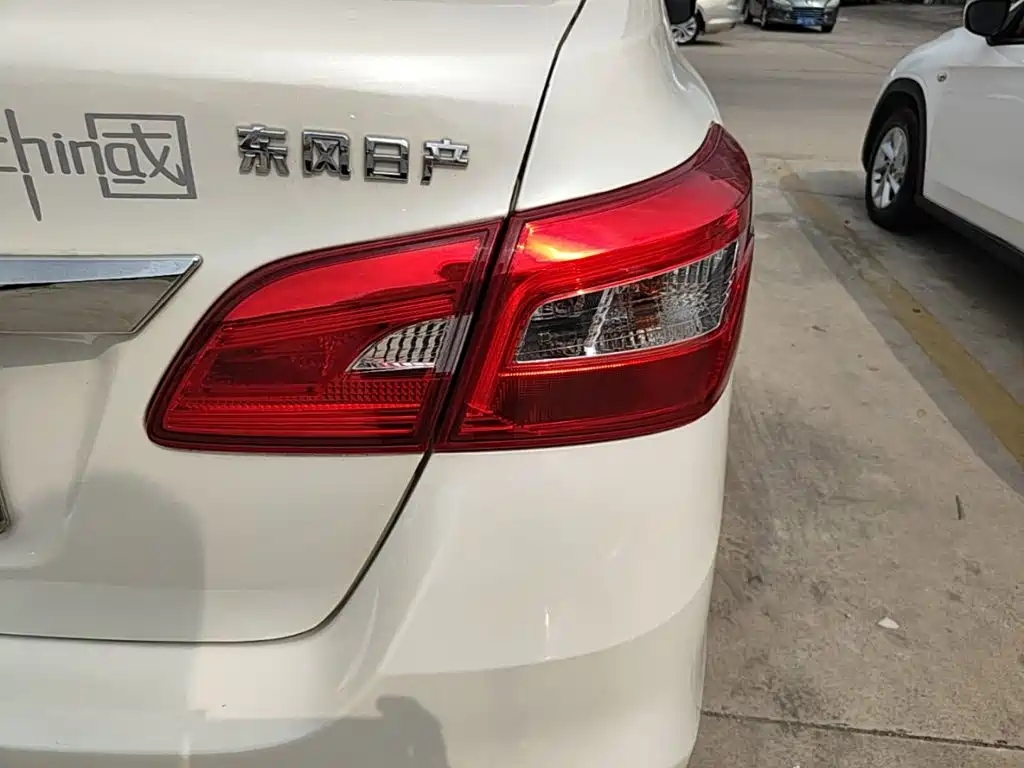 Nissan SYLPHY, миниатюра 8