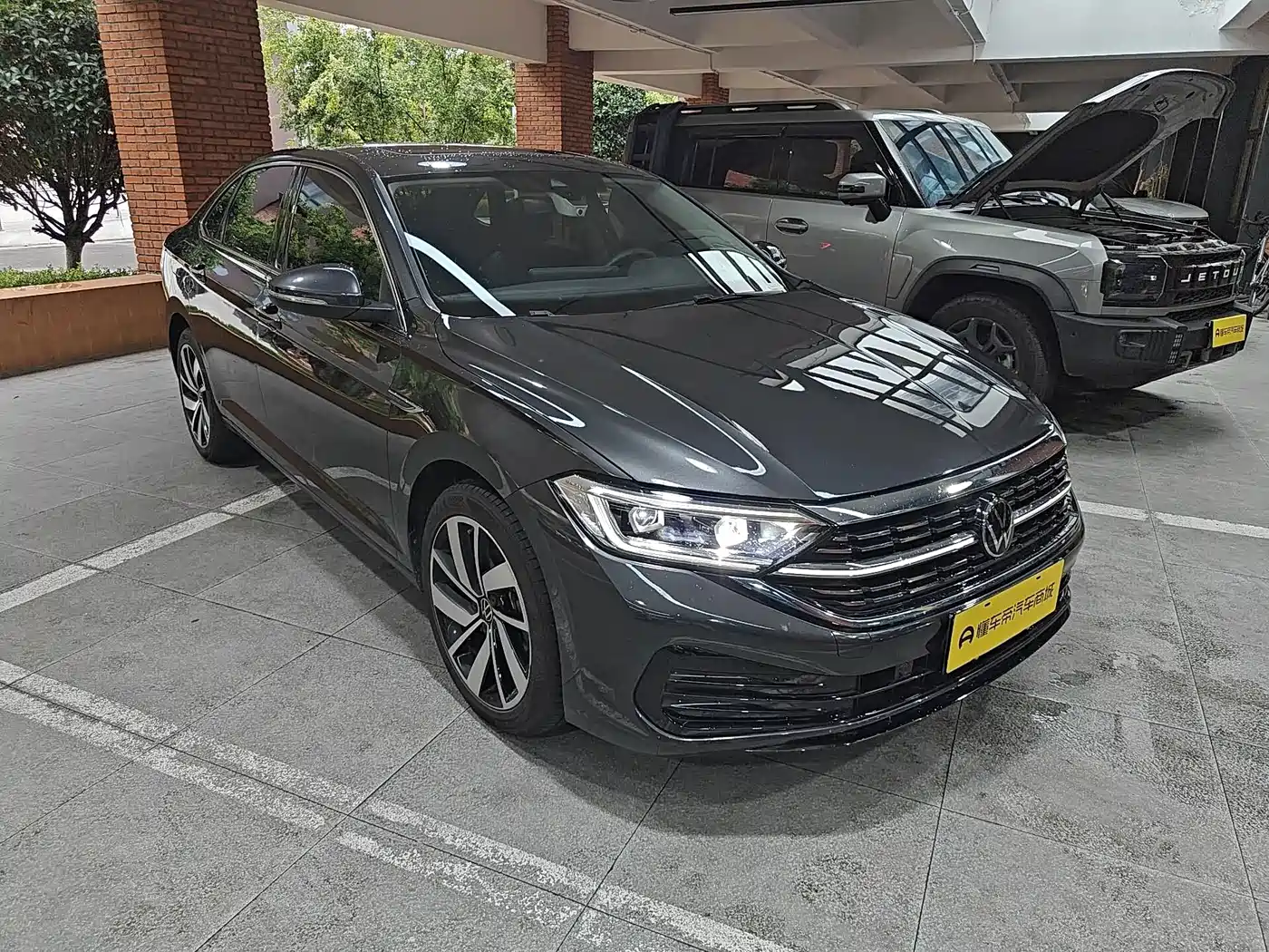 Фото 4 - Volkswagen Sagitar