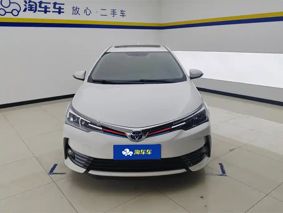 Toyota Corolla 2017 Facelift 1.2T S-CVT GL-i Leather Edition фото 2