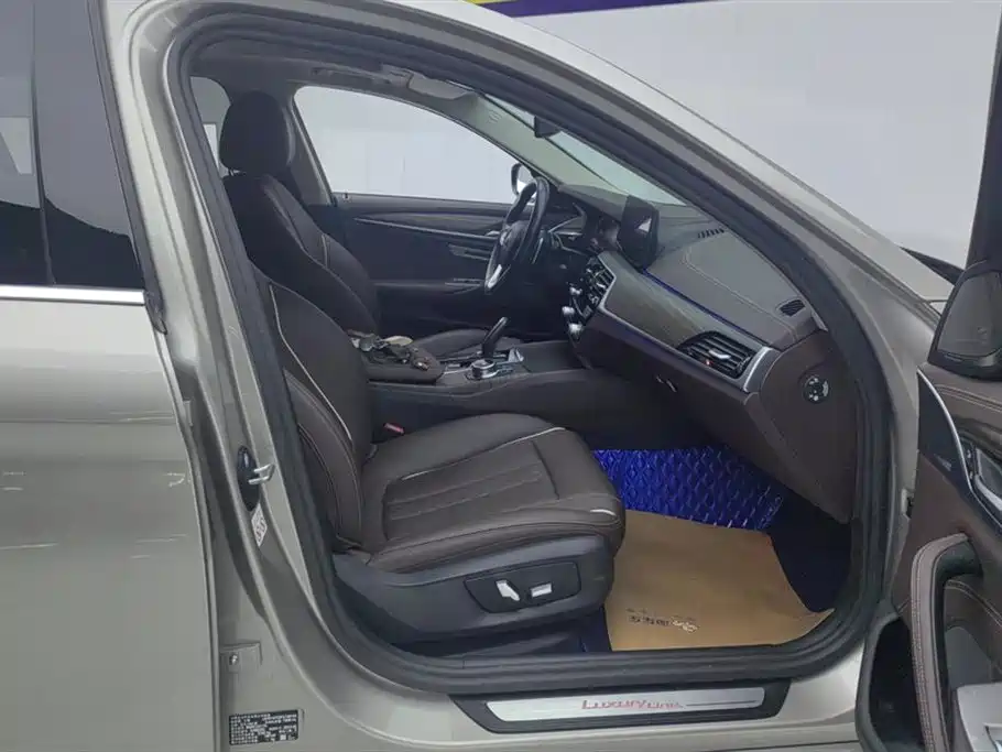 BMW 5 Series 2023 530Li Leading Luxury Package фото 8