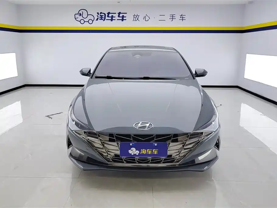 Hyundai Elantra 2021 240TGDi DCT LUX Premium Edition фото 2
