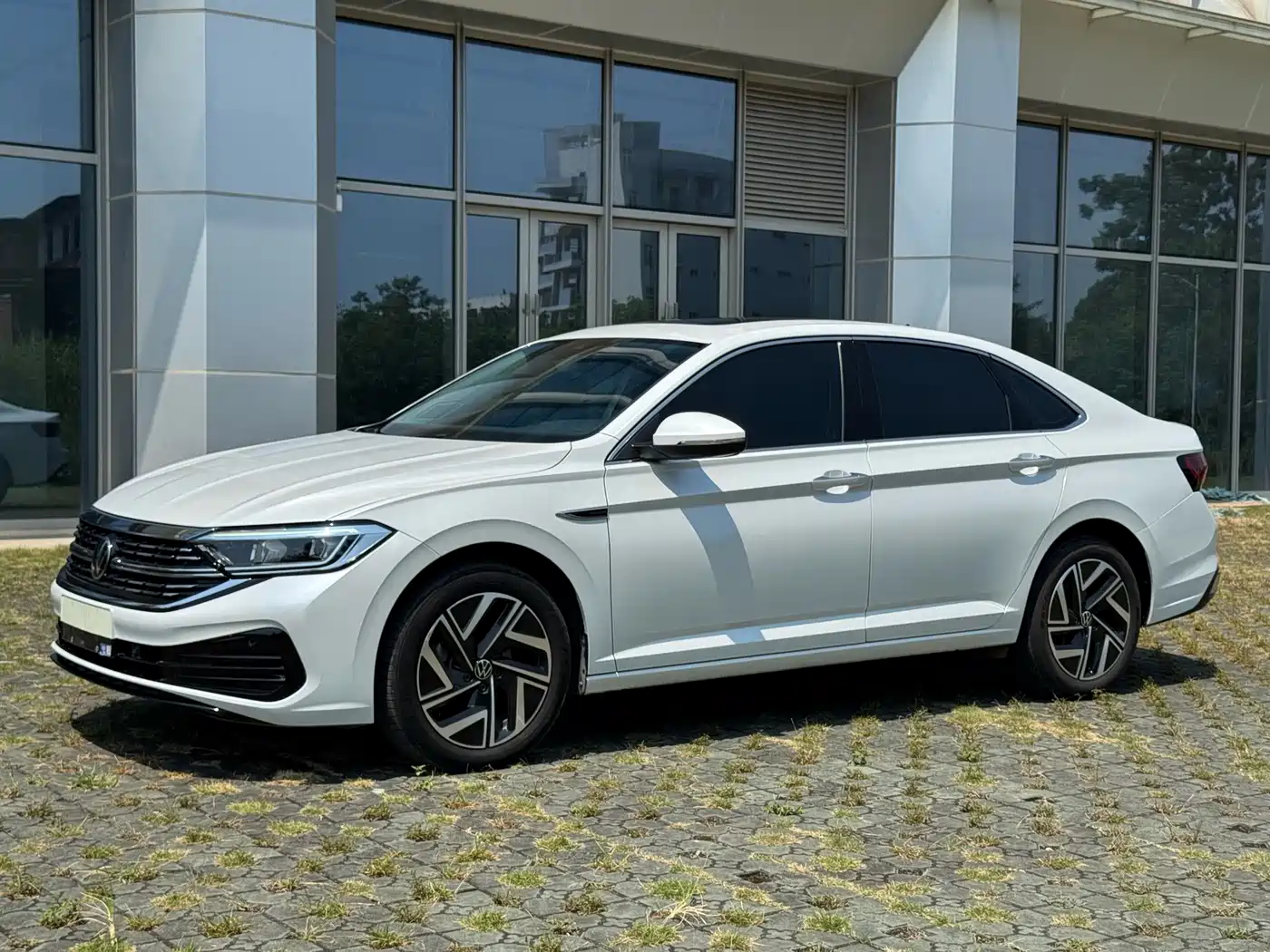 Volkswagen Sagitar