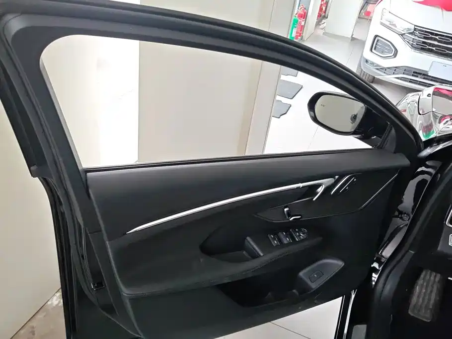 Buick LaCrosse 2024 2023 28T Premium Edition