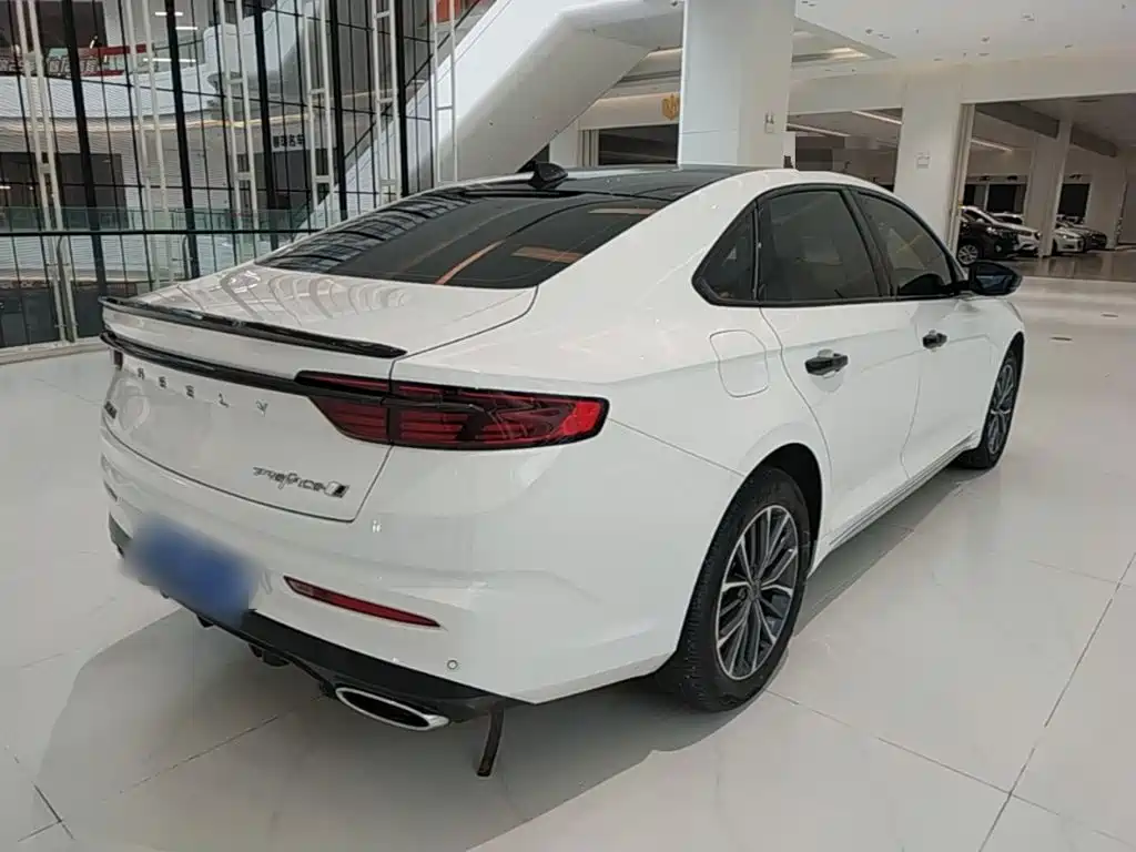 صورة 7 - Geely Preface
