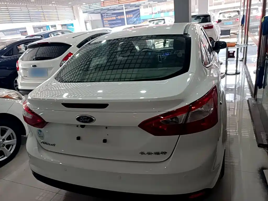 Ford Focus 2015 2012 Sedan 1.6L Automatic Comfort