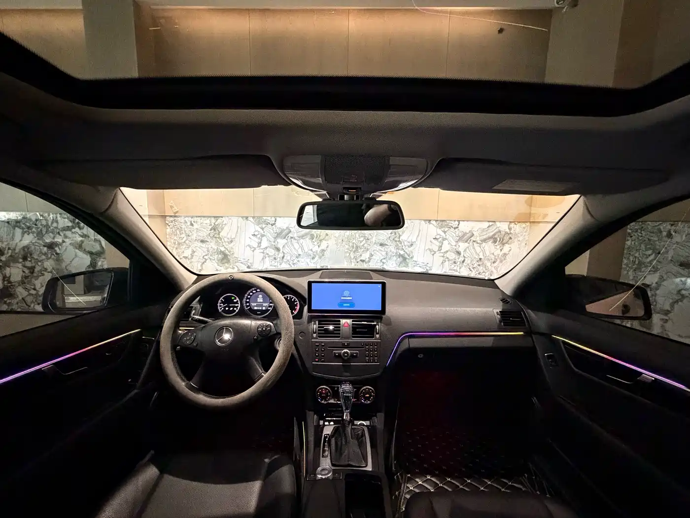 Mercedes-Benz C-Class 2010 C 180K Classic фото 4