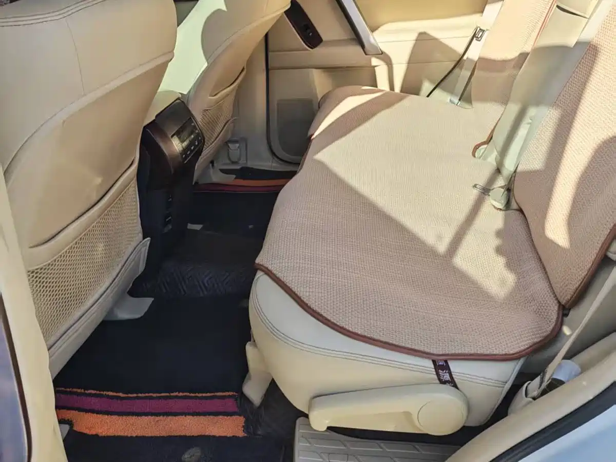 Toyota Prado 2014 4.0L Automatic TX-L NAVI фото 5