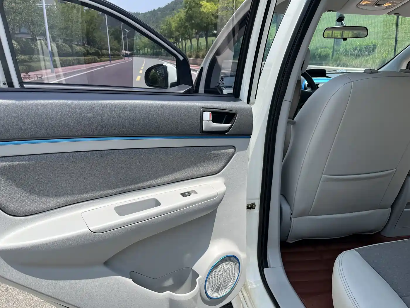 BAIC New Energy EV 2015 2015 EV160 Elegant Edition