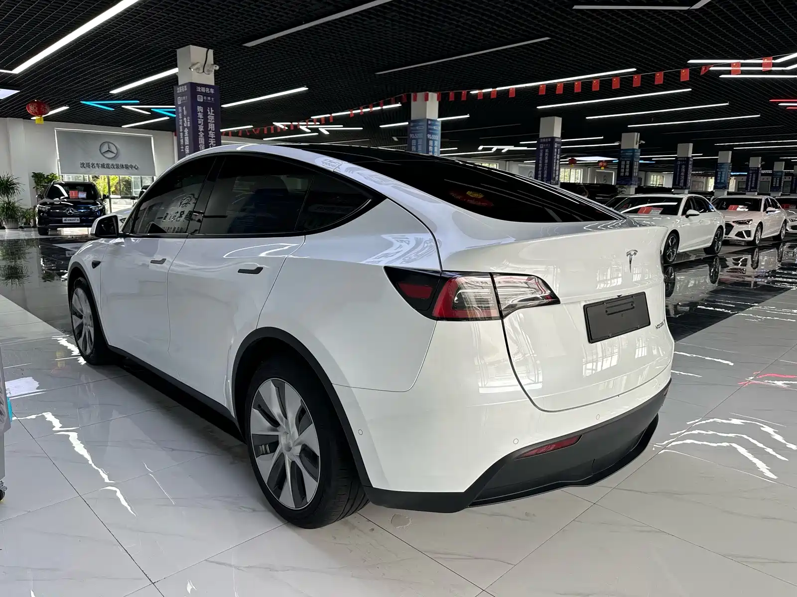 Фото 7 - Tesla Model Y