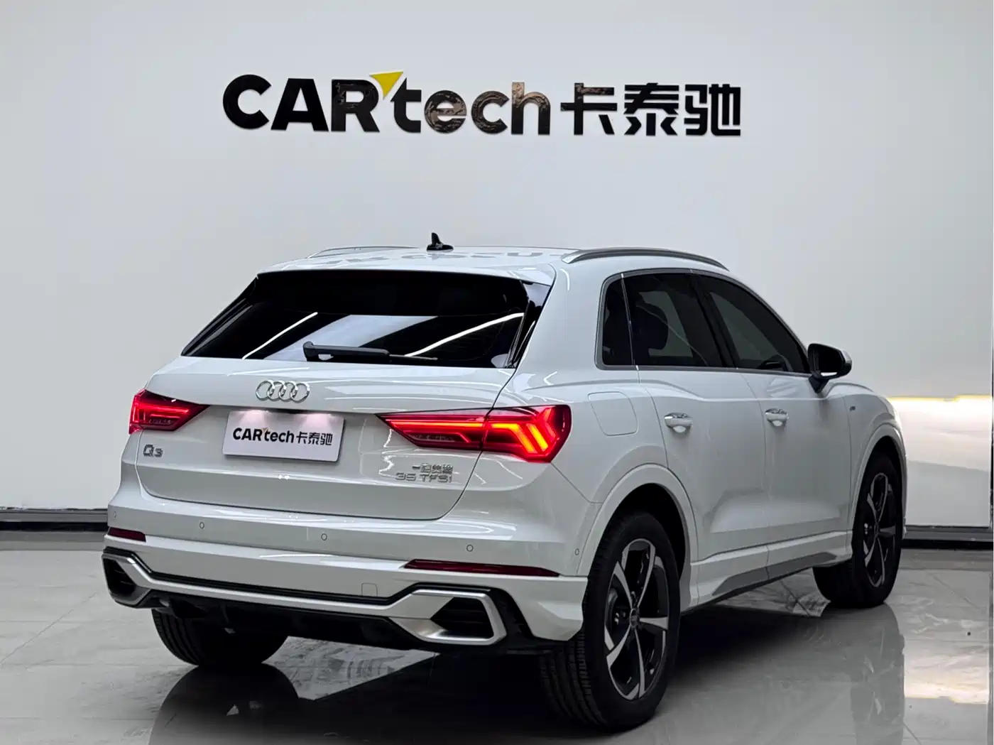 Audi Q3 2024 35 TFSI Fashion Sport фото 4