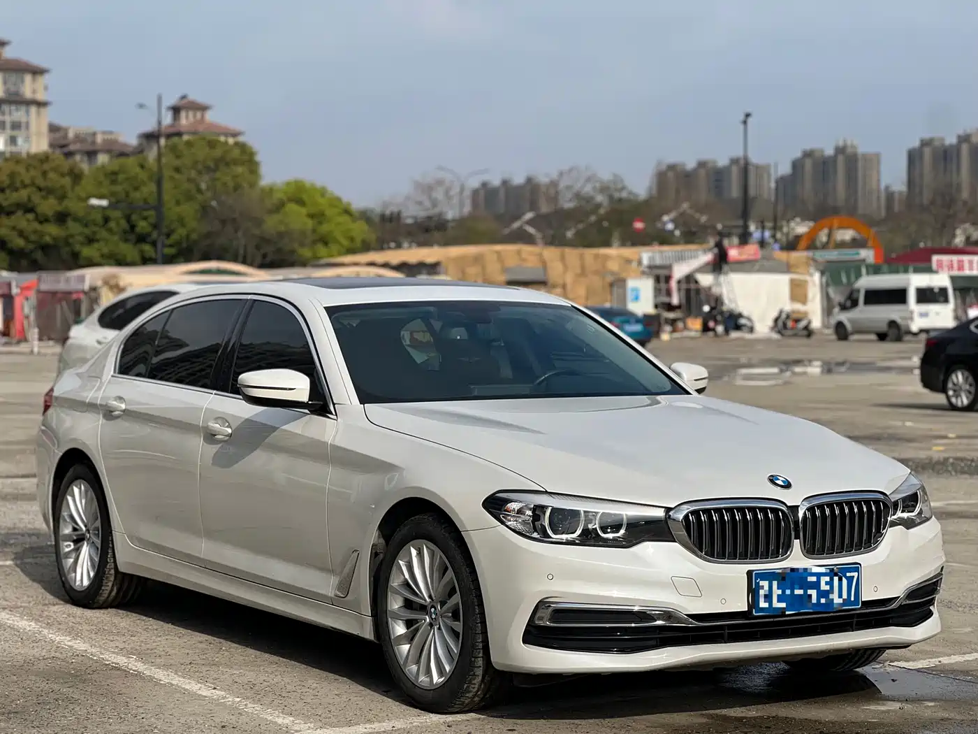 BMW 5 Series 2019 530Li Leading Luxury Package фото 3
