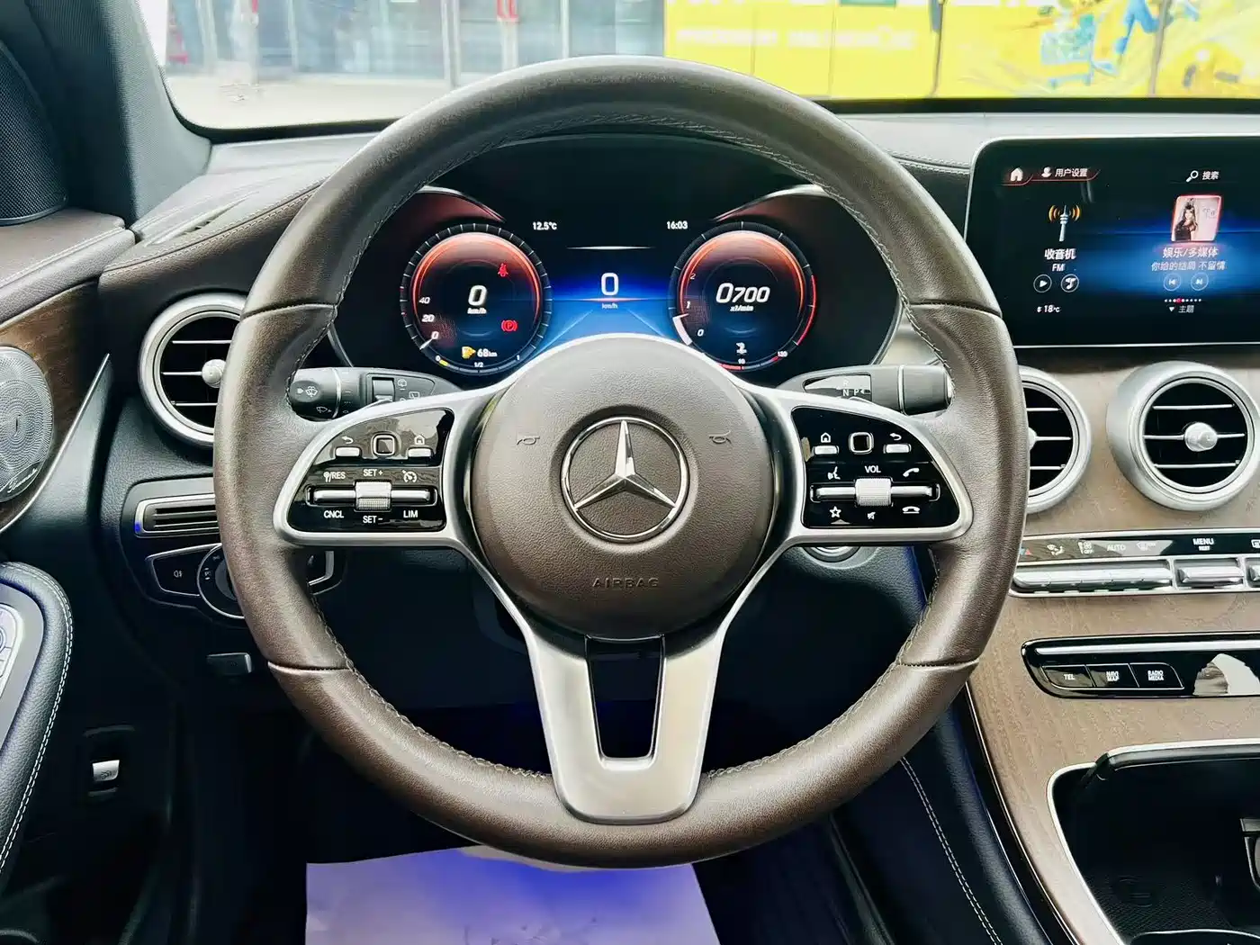 Mercedes-Benz GLC 2022 Facelift II GLC 260 L 4MATIC Luxury фото 10