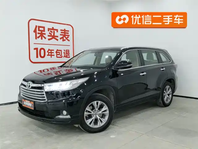 TOYOTA HIGHLANDER