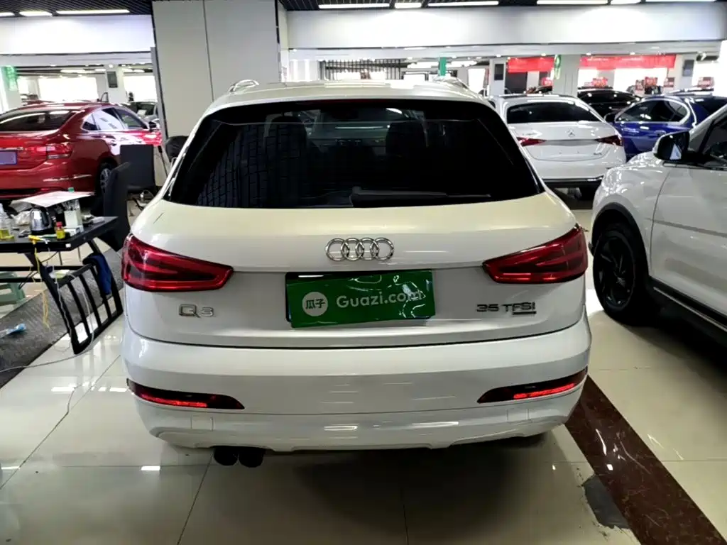 Фото 6 - Audi Q3