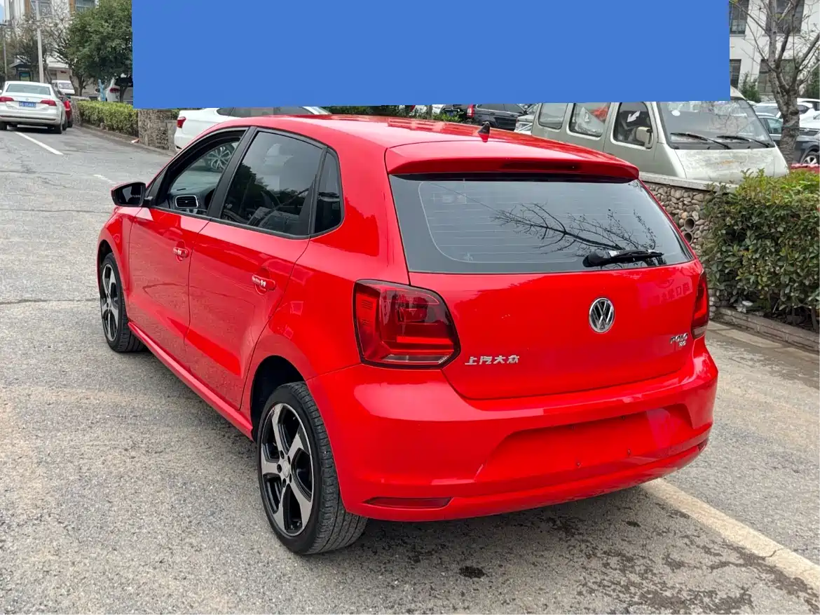 Volkswagen Polo 2016 1.6L Automatic Comfort фото 14