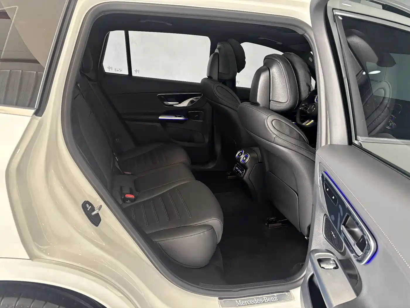 Mercedes-Benz GLC 2025 GLC 300 L 4MATIC Dynamic 5-seater фото 23