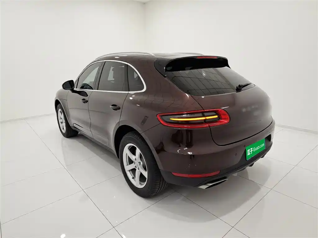 Porsche Macan 2017 Macan 2.0T фото 5