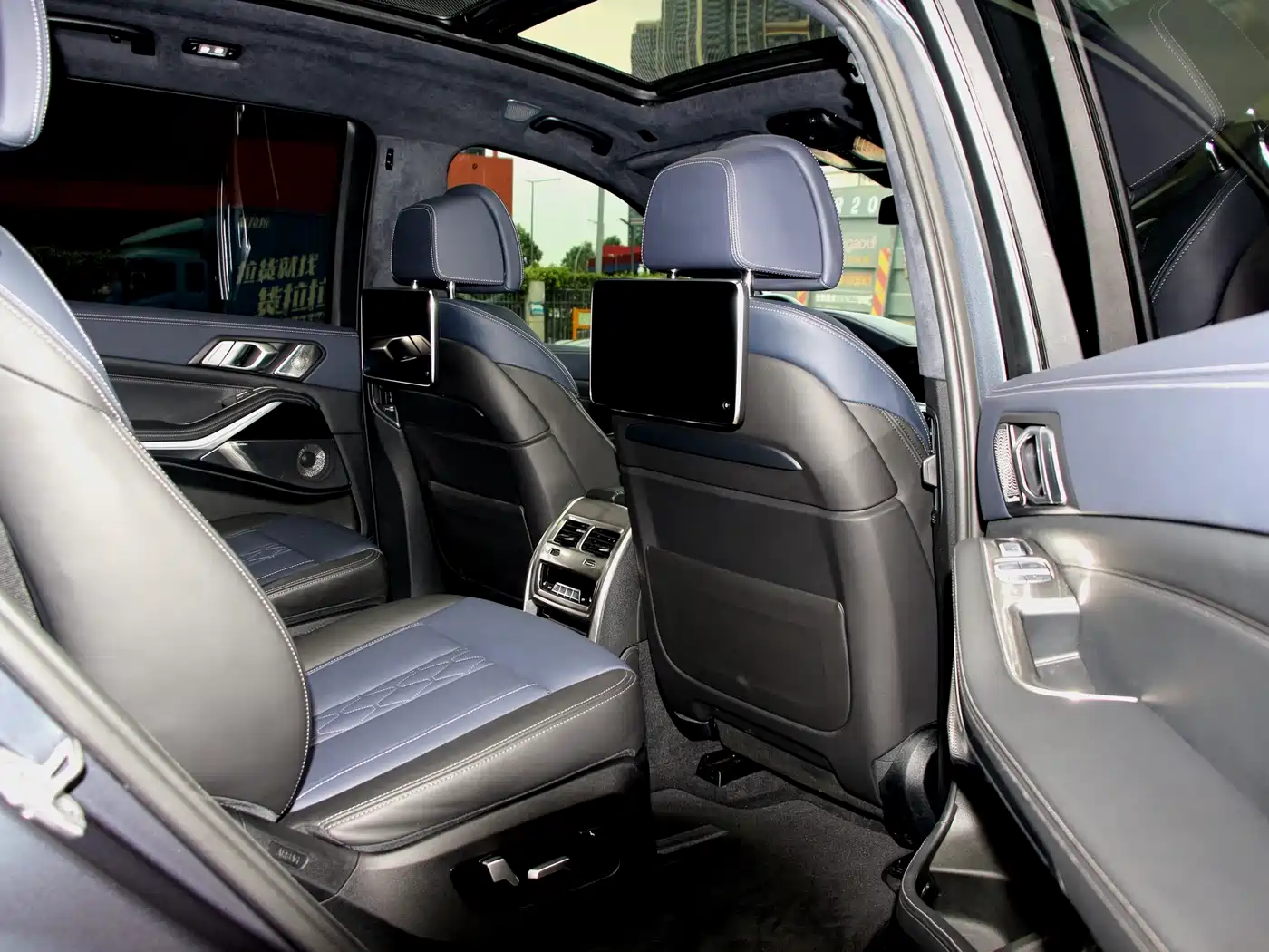 BMW X7 2020 xDrive M50i Kaguya Limited Edition фото 12