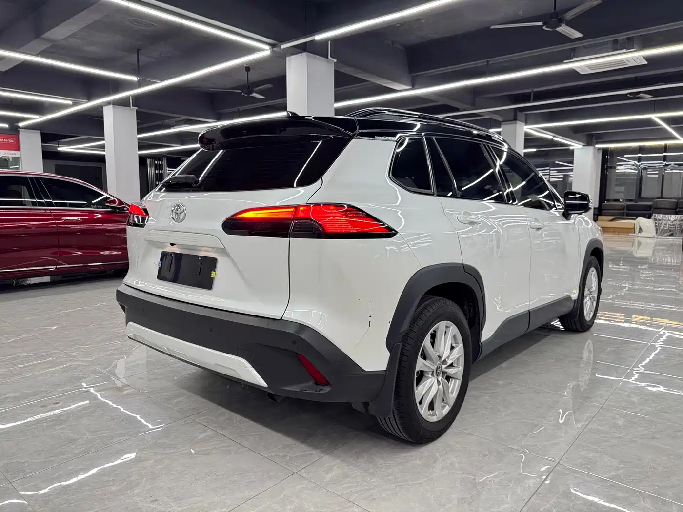 Toyota Corolla Cross 2022 2.0L Premium Edition фото 3