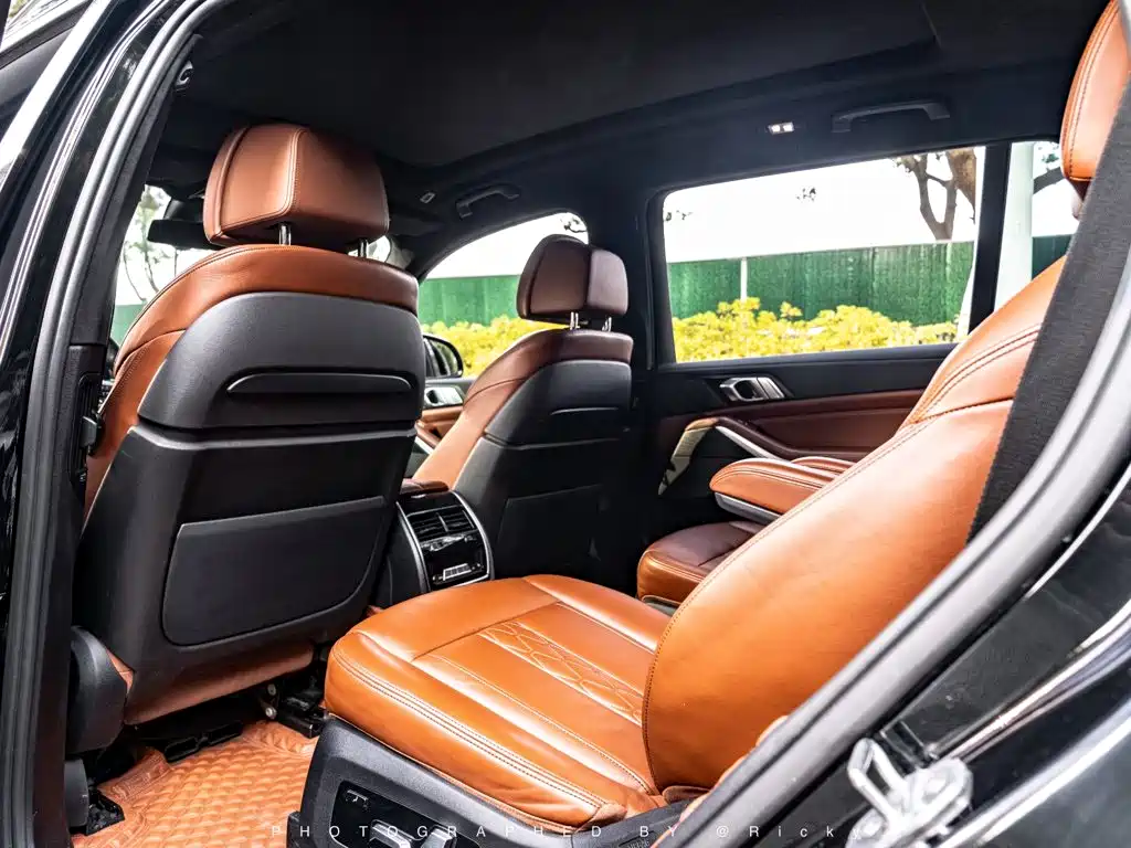 Фото 12 - BMW X7