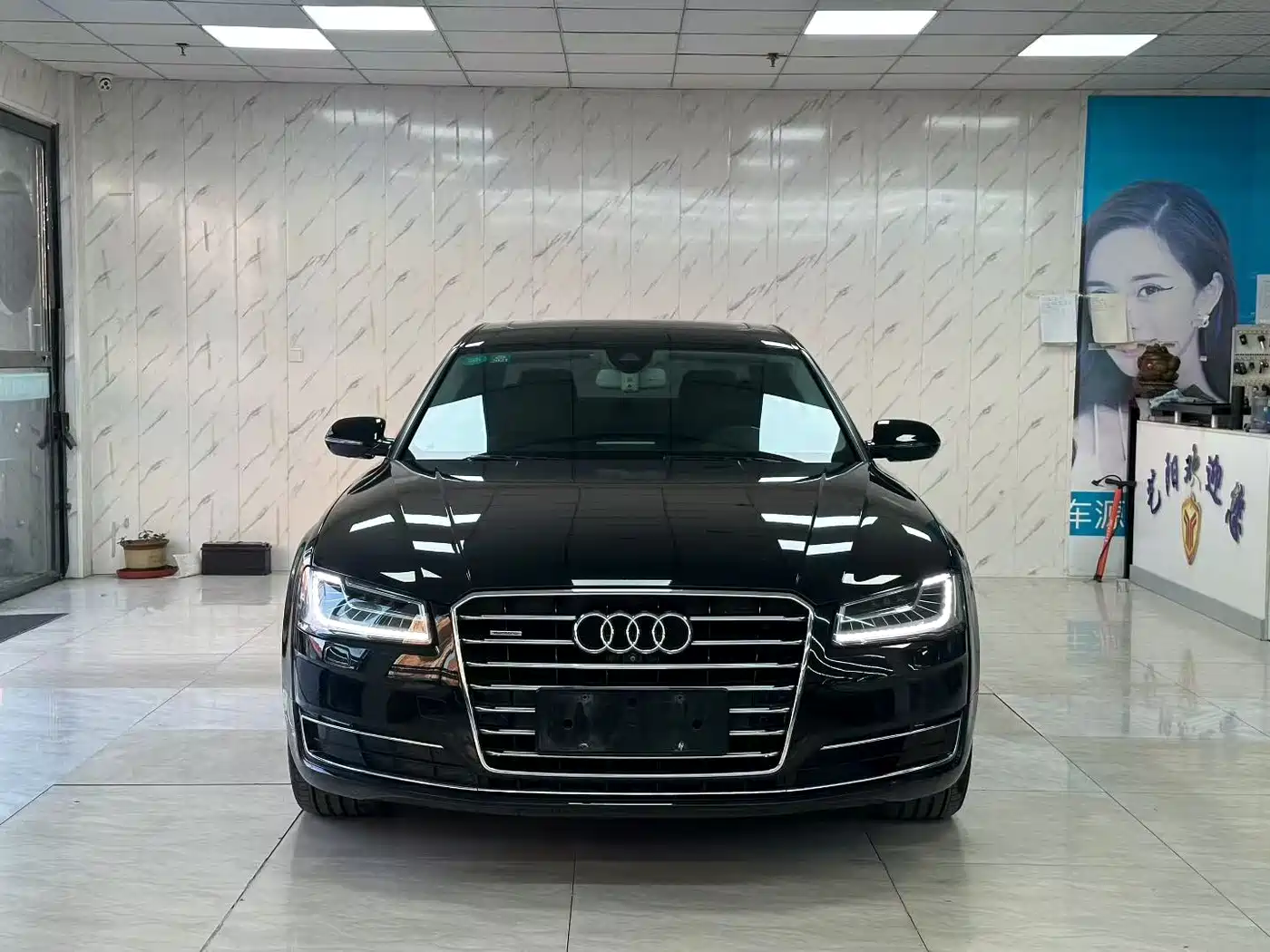 Audi A8 2017 A8L 45 TFSI quattro Leading Elite Edition фото 2