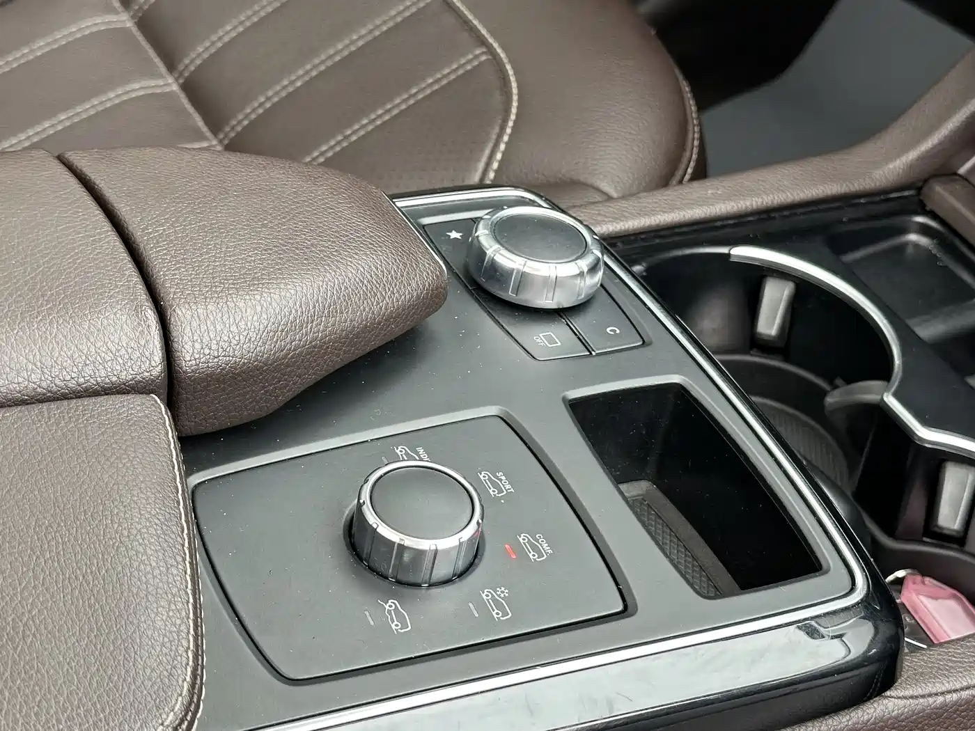 Mercedes-Benz GLE 2015 GLE 320 4MATIC фото 18