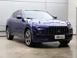 Photo 33 - Maserati Levante