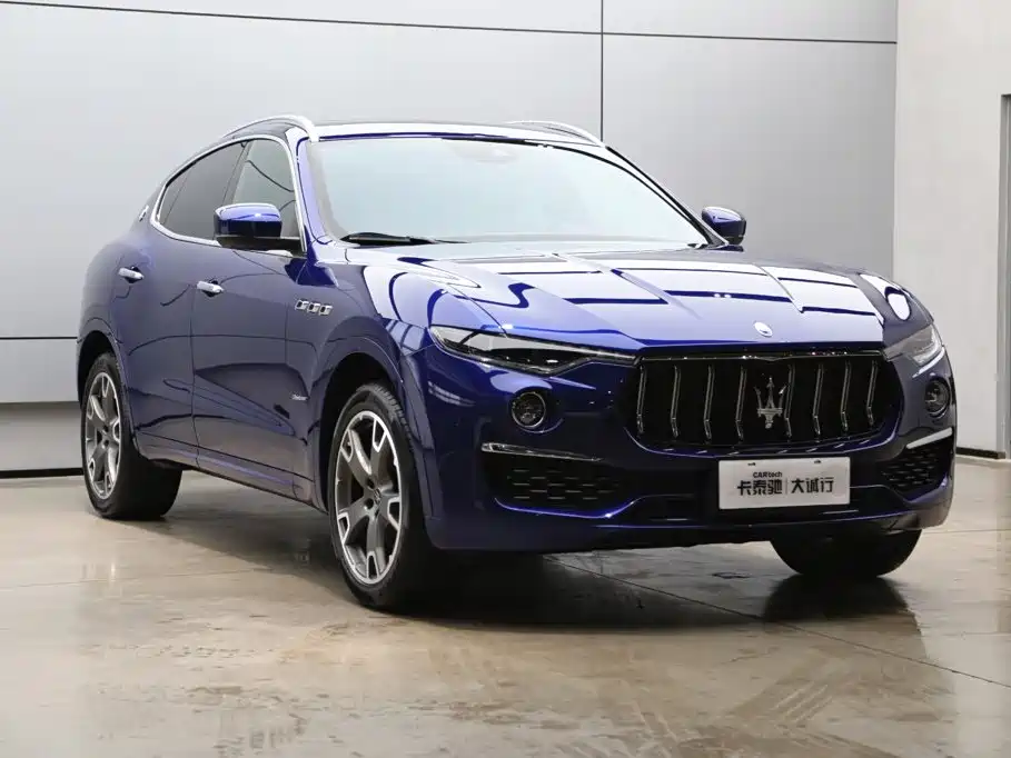 Photo 33 - Maserati Levante