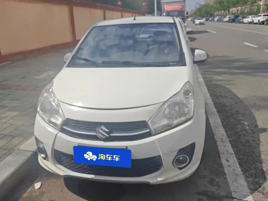 Фото 2 - Suzuki Alto