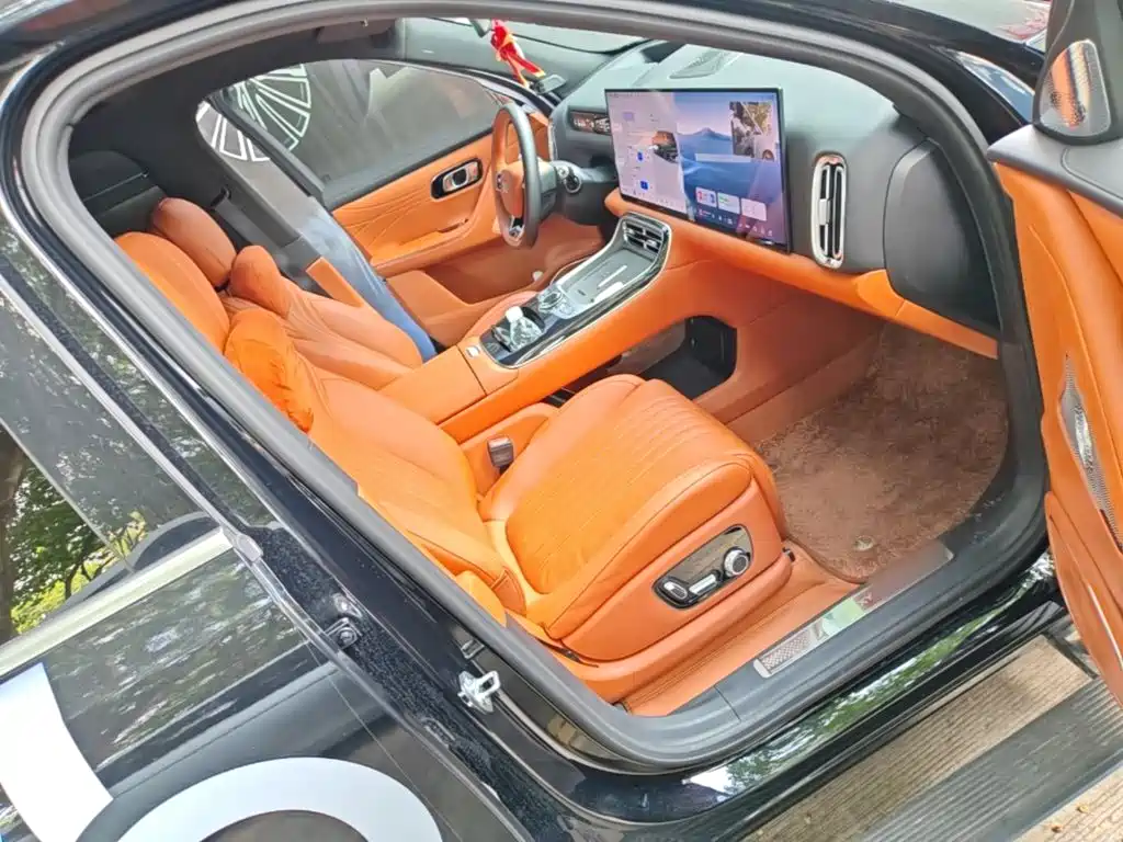 Geely Galaxy Galaxy M9 2025 2025 Base Model