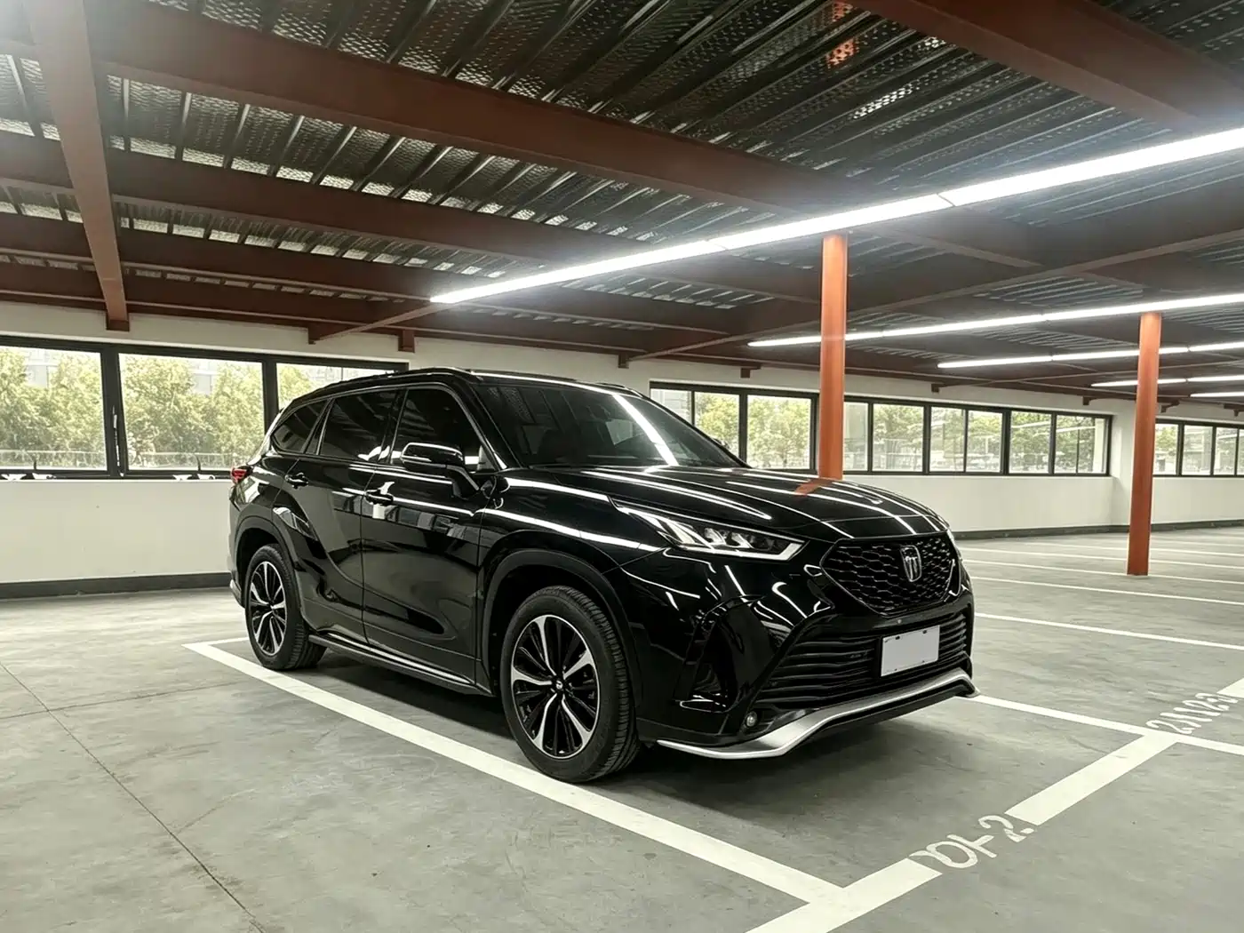 Toyota Crown Kluger 2023 2022 2.0T All-Wheel Drive Power Premium Edition