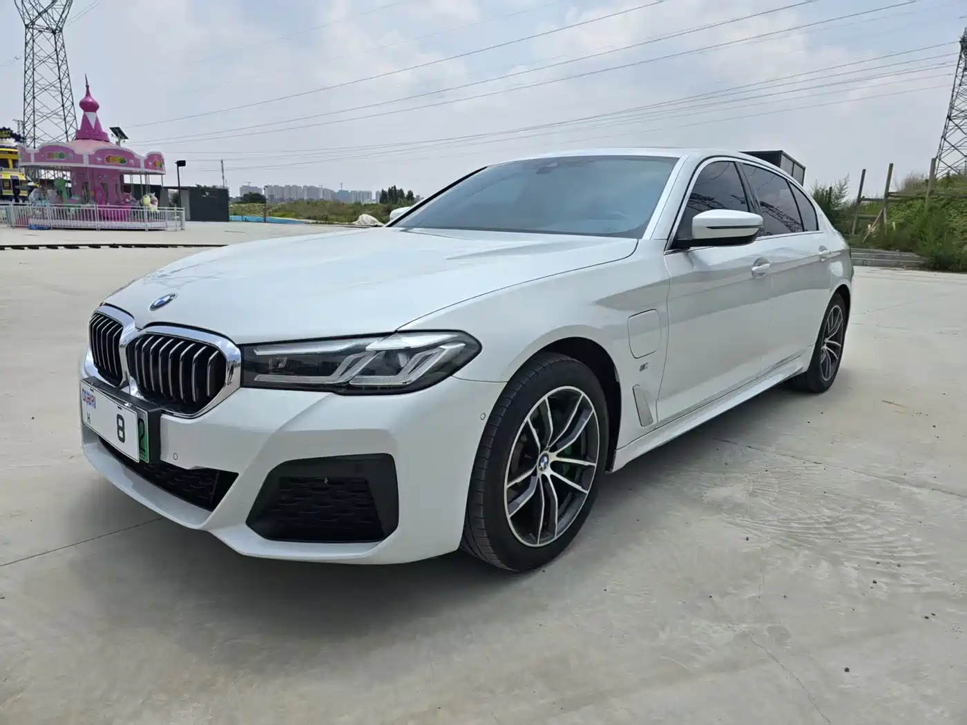 BMW 5 Series New Energy 2021 535Le M Sport Package