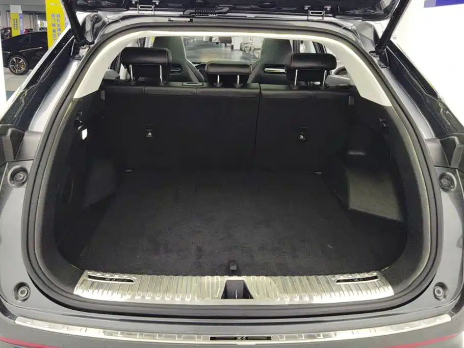 Changan Oshan Z6 2023 2022 Blue Whale 1.5T DCT Intelligent Leader