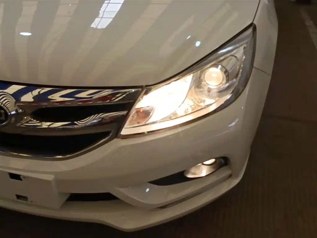 BYD Surui 2016 1.5L Manual Elite фото 24