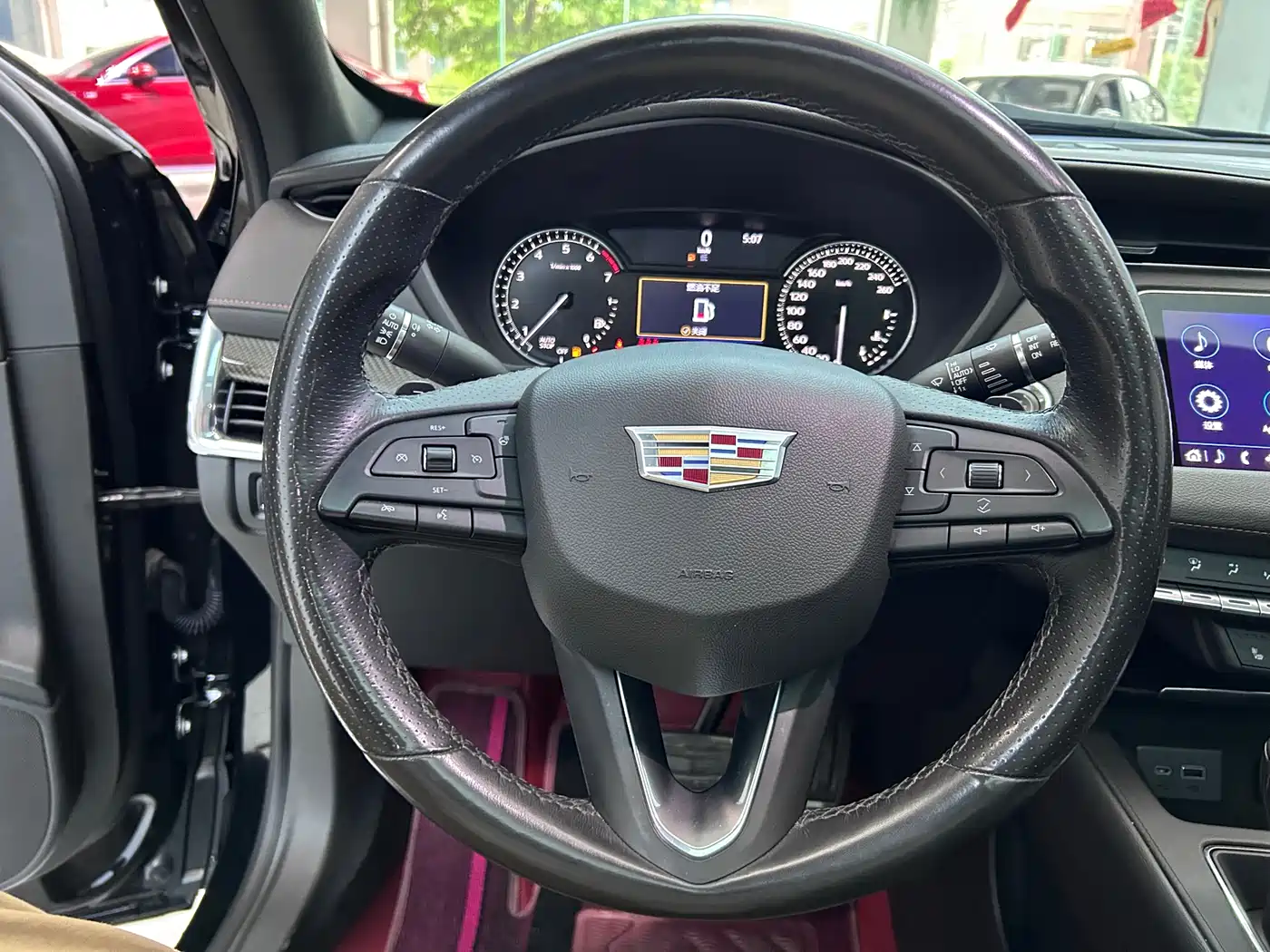 Cadillac XT4 2018 28T 2WD Luxury Sport Type фото 16