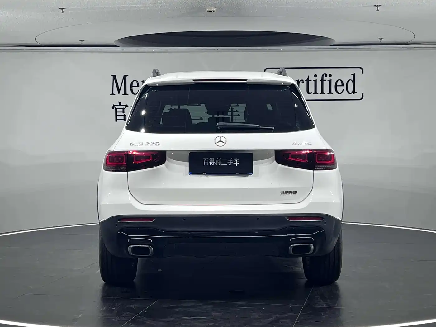 MERCEDES-BENZ GLB