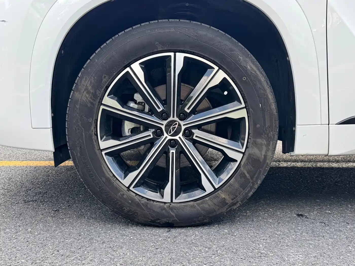Фото 10 - Chery Tiggo 9