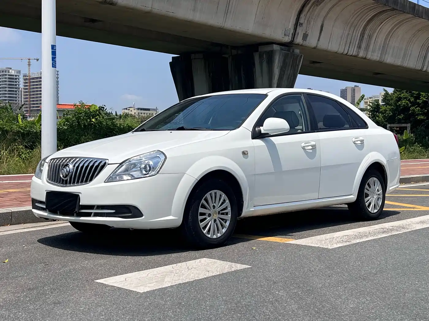 Фото 1 - Buick Excelle