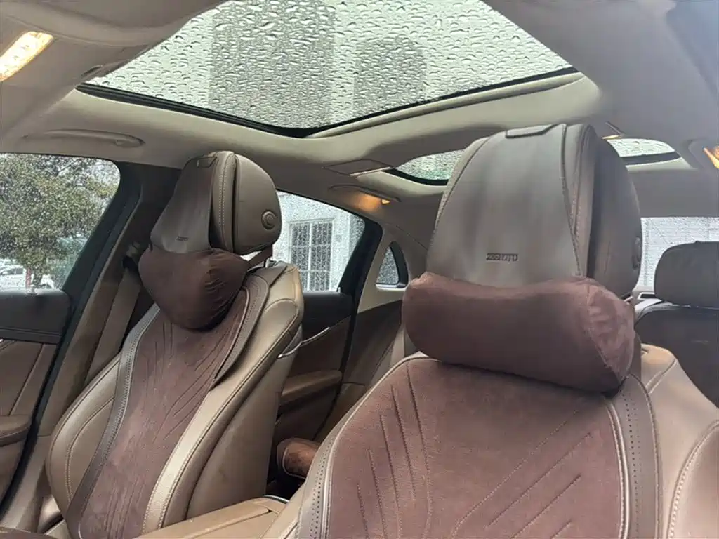 Mercedes-Benz E-Class 2023 E 300 L Fashion фото 14