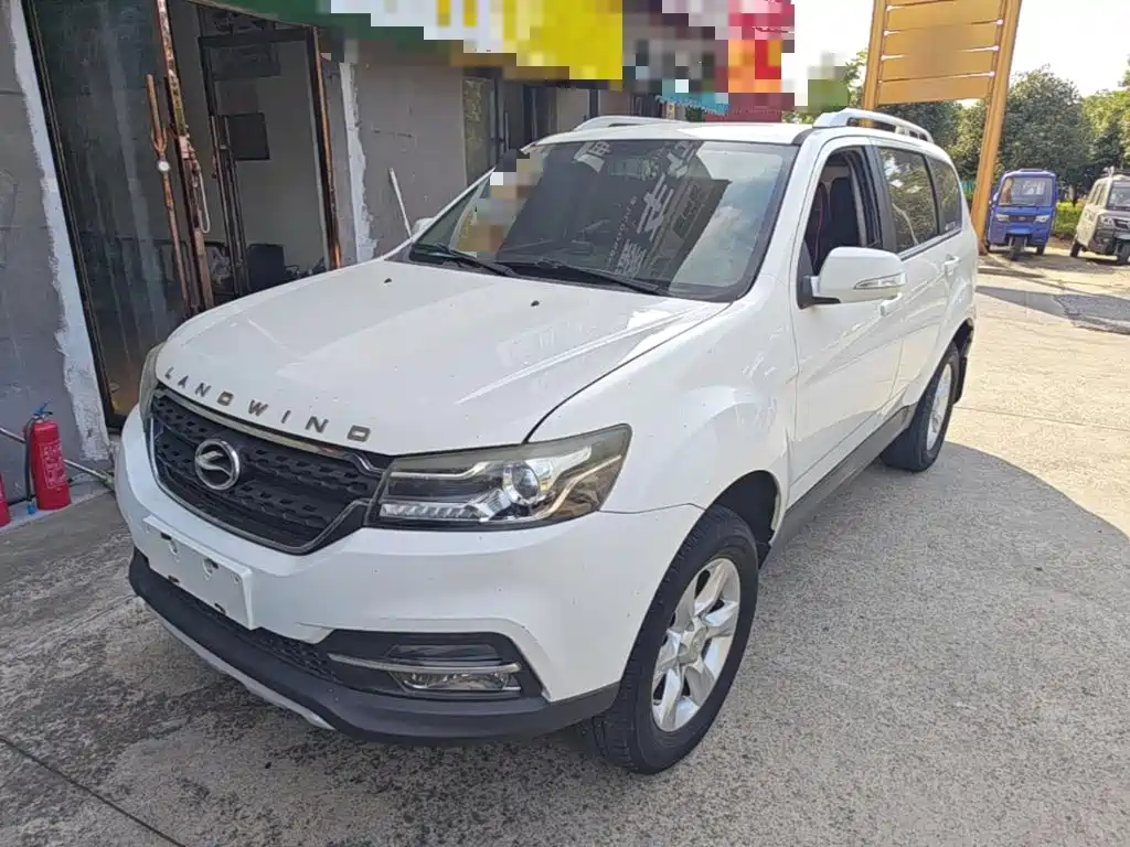 Landwind X8 2018 2017 2.0T Gasoline 4X2 Luxury